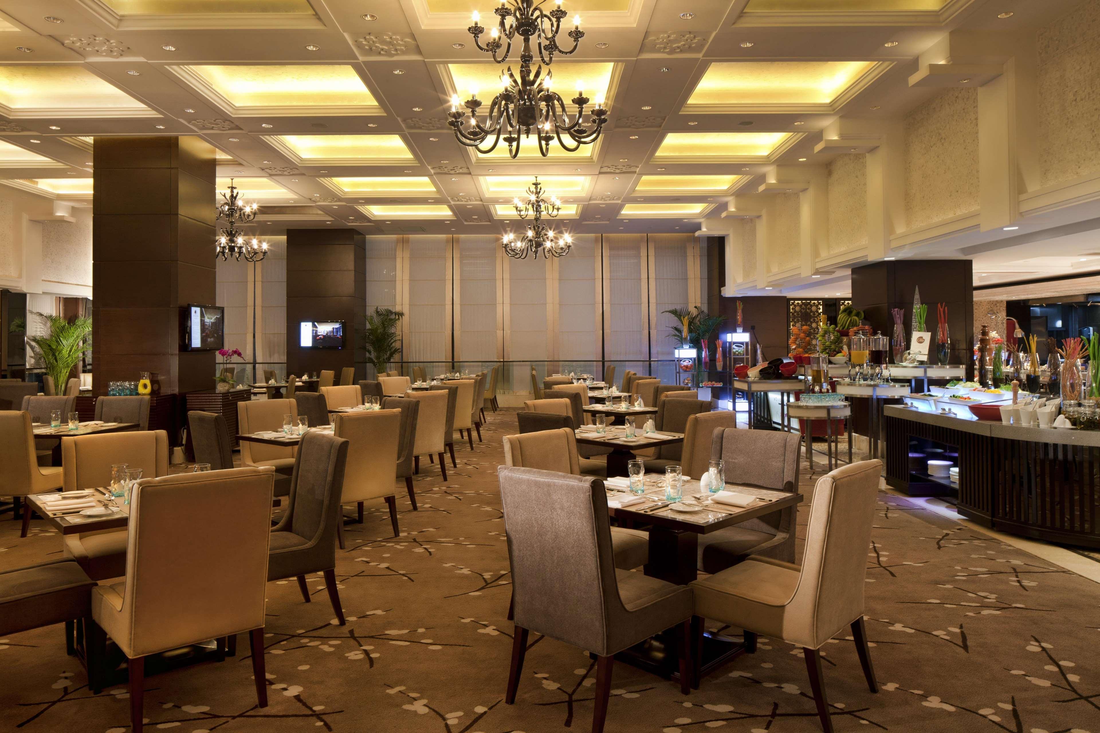 Doubletree By Hilton Chongqing - Guanyinqiao Railway Station Hotel Exterior foto