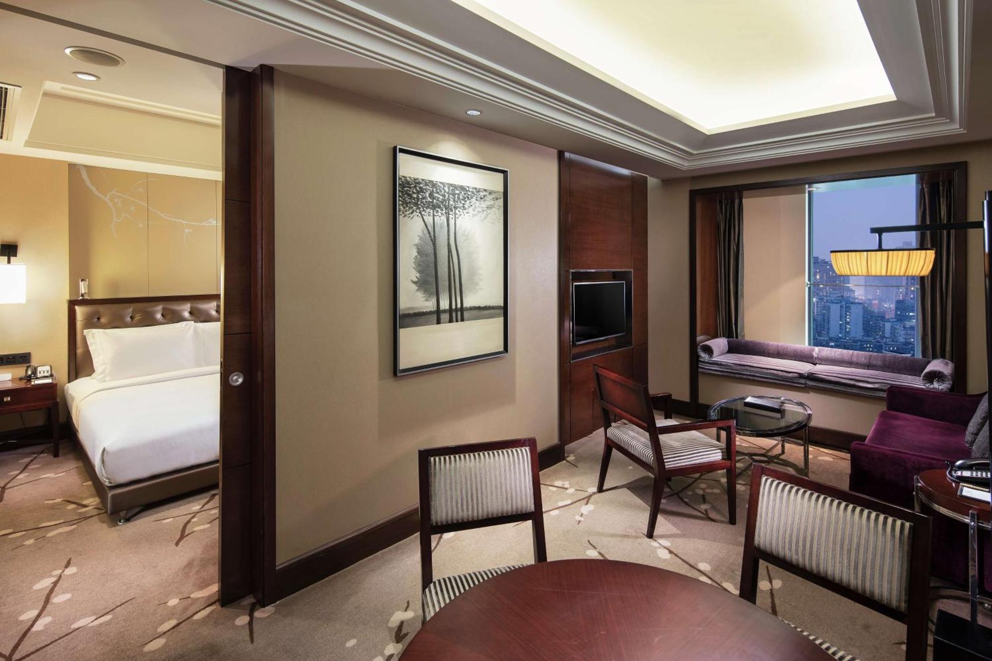 Doubletree By Hilton Chongqing - Guanyinqiao Railway Station Hotel Exterior foto