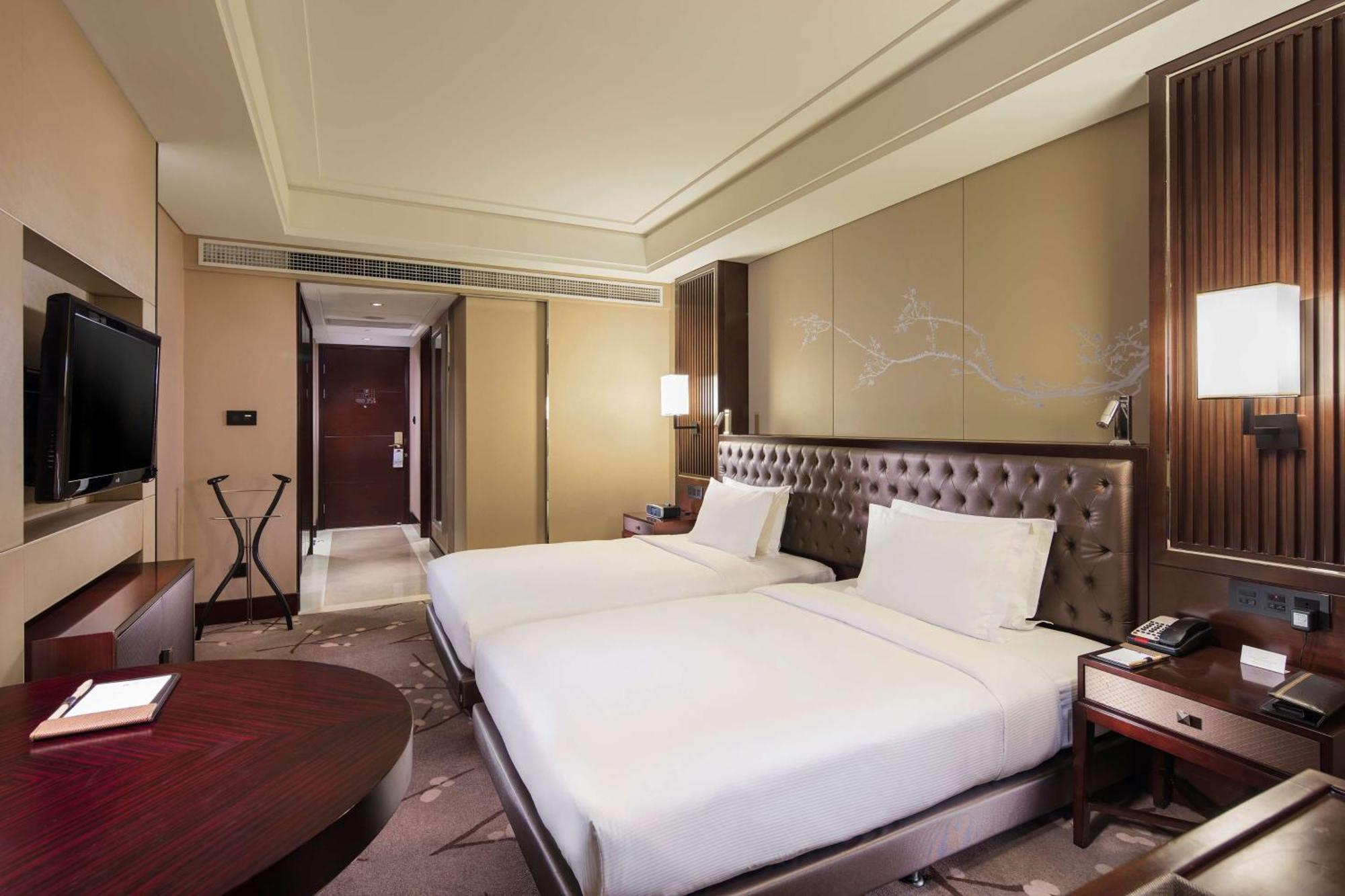 Doubletree By Hilton Chongqing - Guanyinqiao Railway Station Hotel Exterior foto